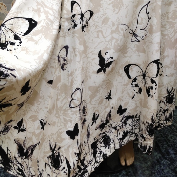 Soft Surroundings Butterfly Print Maxi Full Skirt - Picture 2 of 8